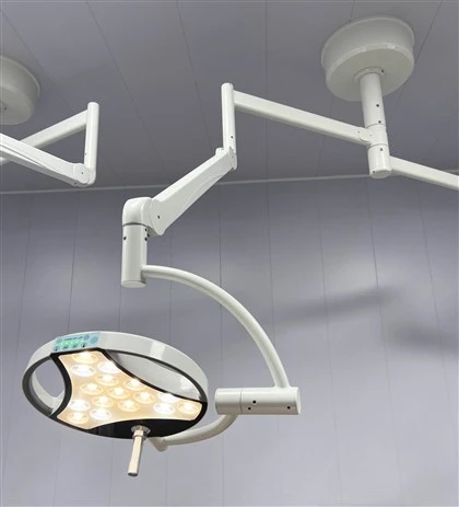 LED-Untersuchungsleuchte zur Deckenmontage